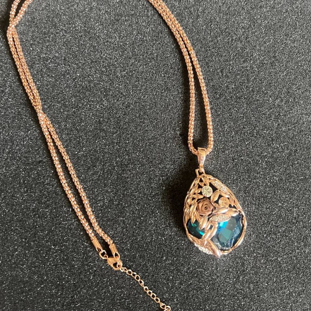 Rose Gold Plated Tear Drop Necklace